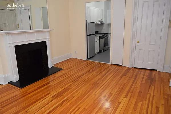 Rented by Sotheby's International Realty | media 16