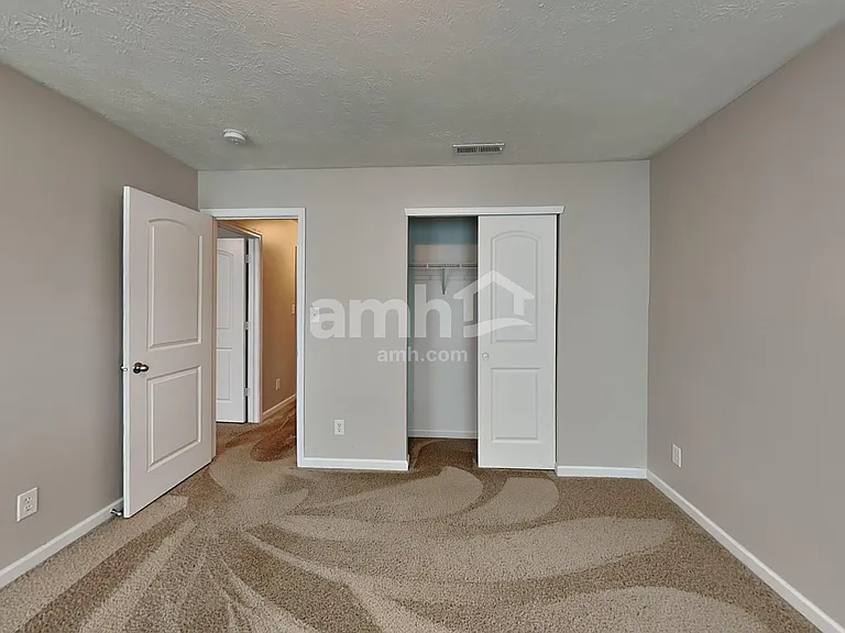 2364 Blackthorn Dr — Photo 11