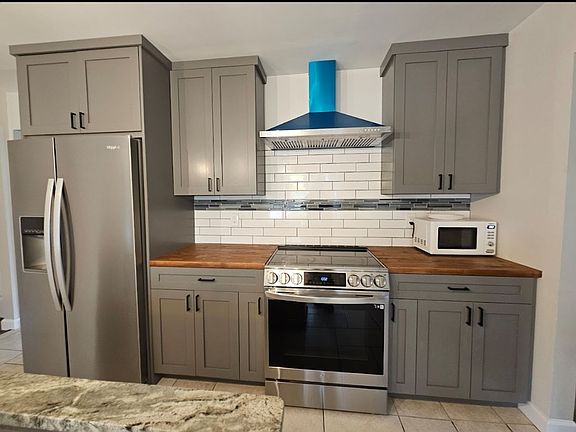 3rd image of 28185 Adler Dr