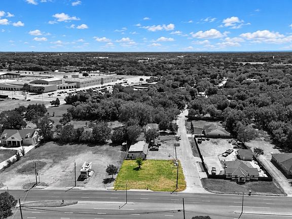 4th image of 2648 W Scyene Rd