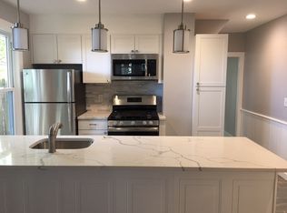 25 Church St #1, Branford, CT 06405