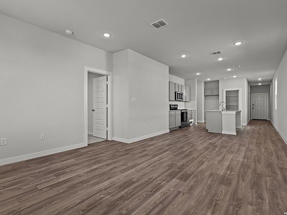 7th image of this home