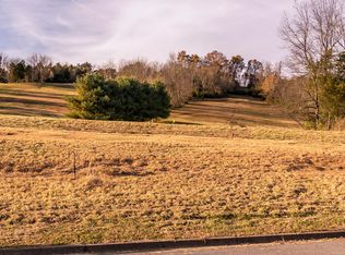 1023 Deer Harbour Rd, Bristol, TN 37620