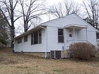 2nd image of 136 Nevada Cir