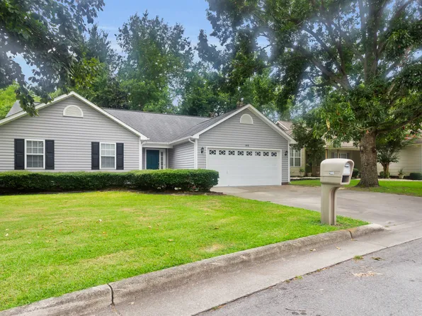 146 Monterey Cir, New Bern, NC 28562