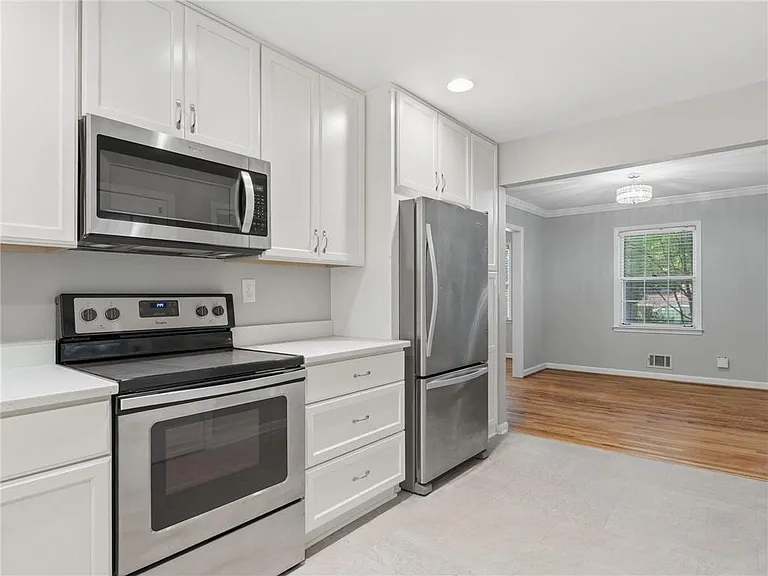 1111 N Valley Dr — Photo 22