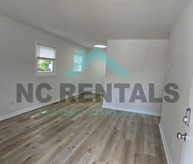 710 Reid St — Photo 5