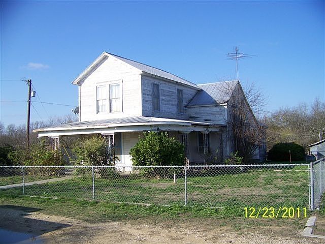 1st image of 1890 County Road 381