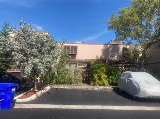 12325 NW 11th St, Hollywood, FL 33026