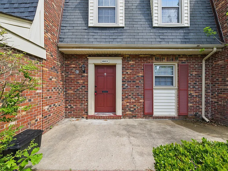 14547 Old Courthouse Way #E — Photo 2