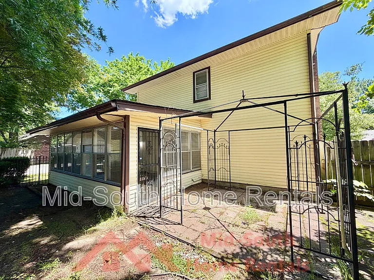 2373 W Monica Dr — Photo 30
