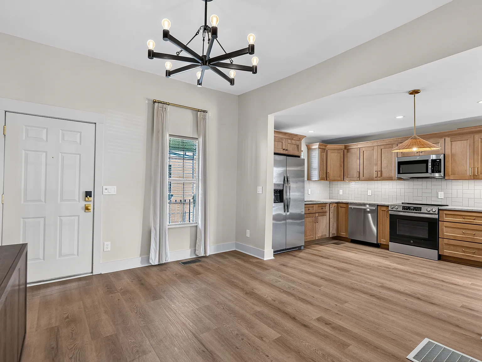1 bed, 529 sqft, $2,000 — Photo 4
