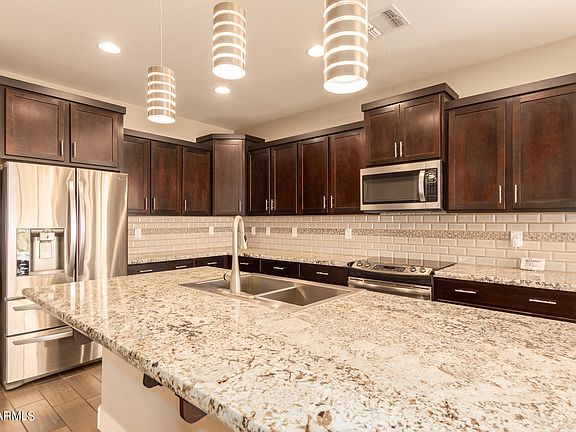 2nd image of 10174 W Los Gatos Dr