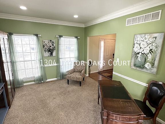5th image of 11304 Taylor Oaks Ct