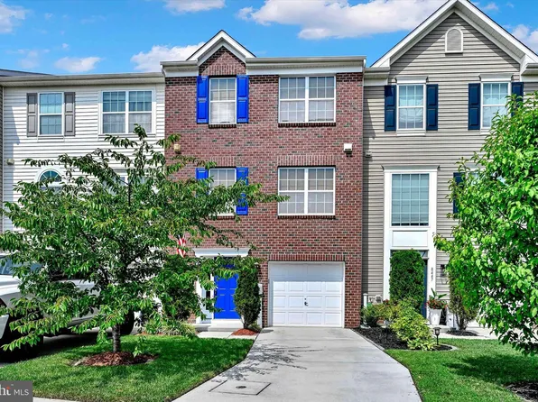 8445 Stansbury Lake Dr, Baltimore, MD 21222