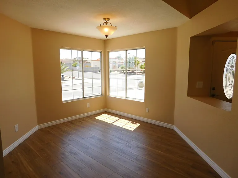 400 Opal Dr — Photo 21