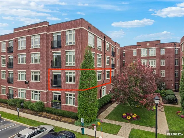 2219 Riverview Ave #219, Englewood, NJ 07631