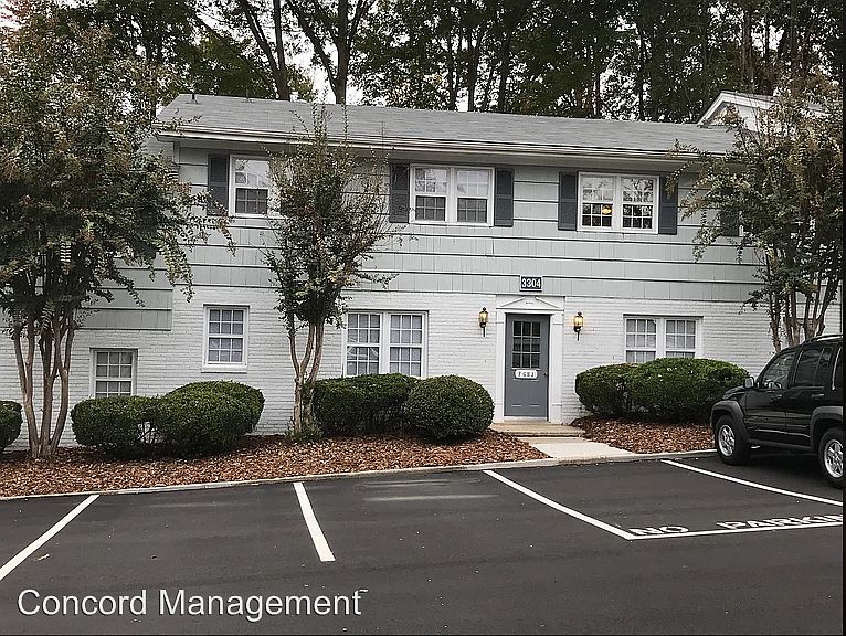 1st image of 3300 N Elm St APT B