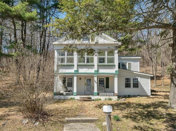 Homes For Sale Near Minisink Valley High School Middletown Ny Zillow