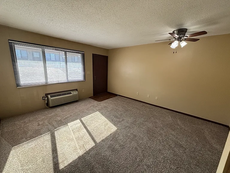 2289 Chaney Rd — Photo 3