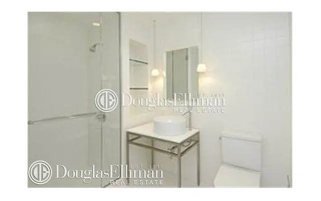 Rented by Douglas Elliman | media 15