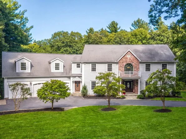 233 Rice Rd, Wayland, MA 01778