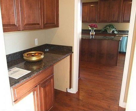 5th image of 56668 Hartley Dr E