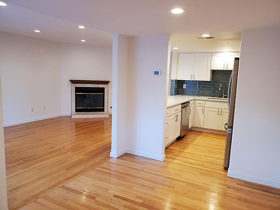 4th image of 495 Boynton Ave