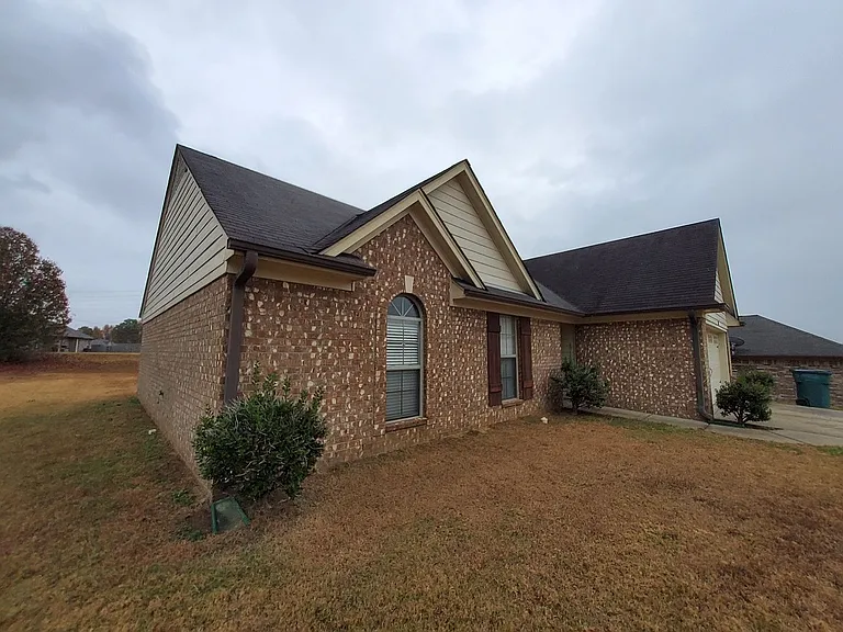 8898 Rasco Hills Cv — Photo 2