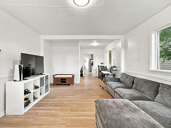 3rd image of 547 S Tremont St