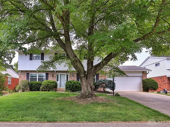 8536 Summitridge Dr, Cincinnati, OH 45255