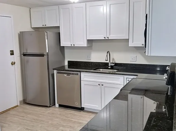 205 Kent St, Brookline, MA 02446