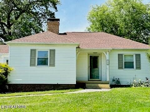 2nd image of 109 Park Dr