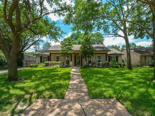 13942 Kingsride Ln, Houston, TX 77079