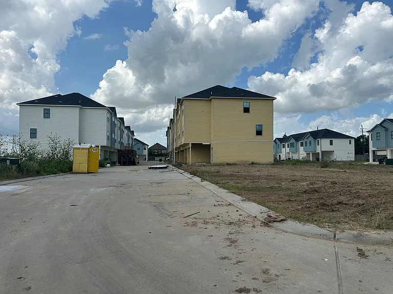 3251 Sauce Pan Way #B — Photo 1