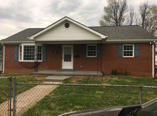 407 E Prospect St, Front Royal, VA 22630