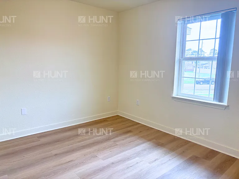 529 Lantana Ln — Photo 12