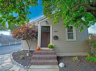 153 Terrace Ave, Pawtucket, RI 02860