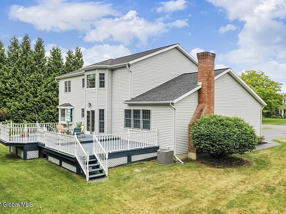 2nd image of 29 Copperfield Dr