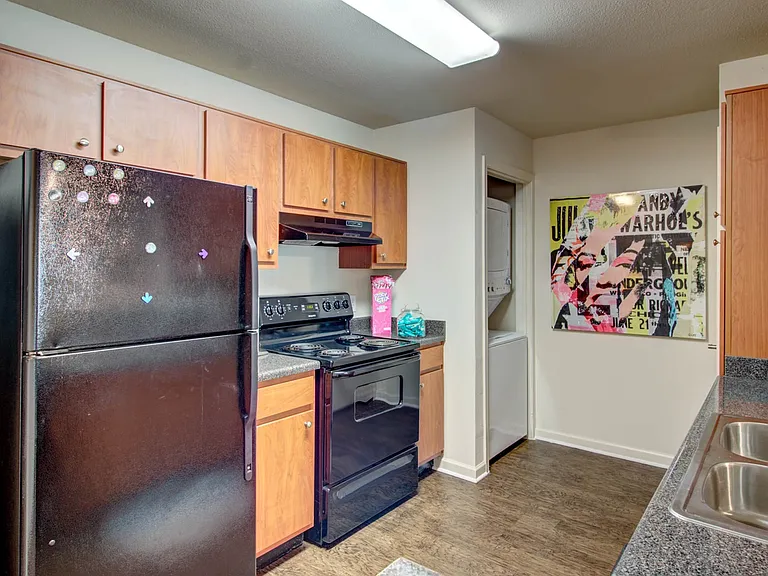 Gateway-Huntsville-Apartments-Kitchen
