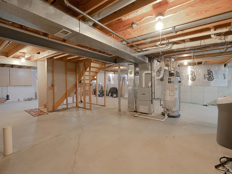 4646 Lakeridge Ct — Photo 38