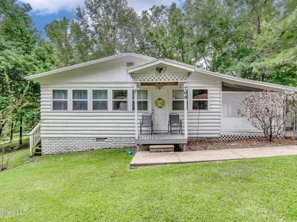 700 E Dewey Camp Dr, Florence, MS 39073