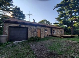 2371 Goshen Hill Rd SE, New Philadelphia, OH 44663