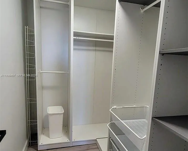 2500 Parkview Dr #2517 — Photo 34