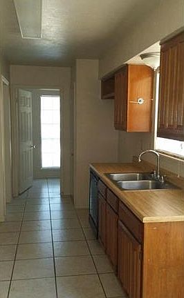 5th image of 1029 Whitewater Trl