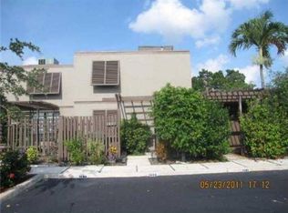 1009 NW 124th Ave, Pembroke Pines, FL 33026