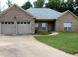3306 Cottonwood Cv, Benton, AR 72015