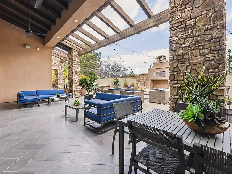 Casa Lago Eastlake — Photo 9