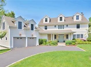 4 Castle Hill Close, Dobbs Ferry, NY 10522