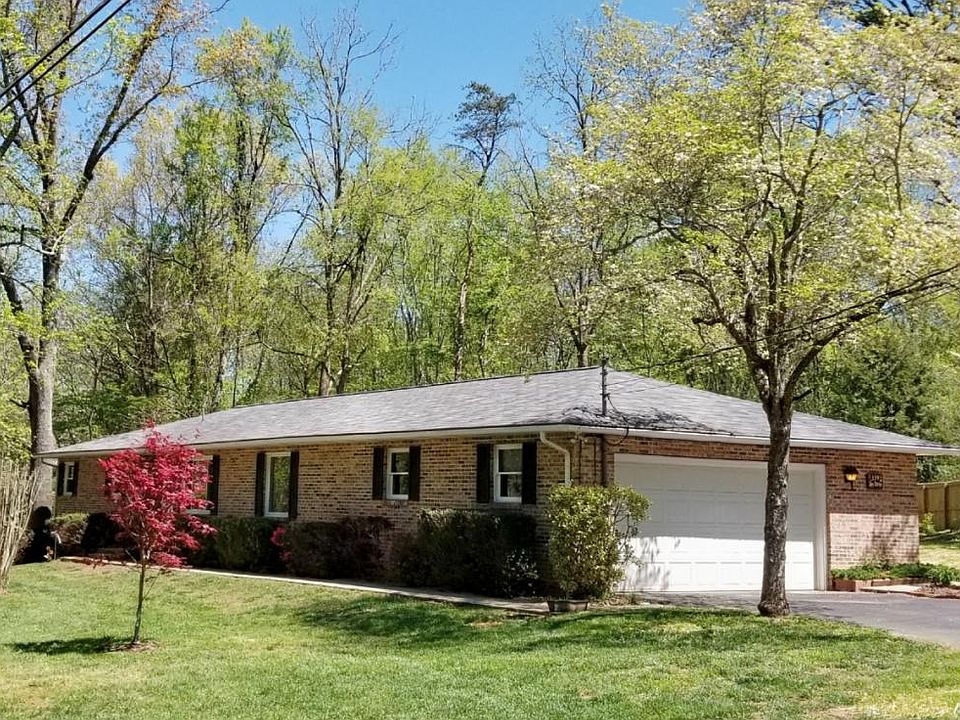 1st image of 139 Joy Dr